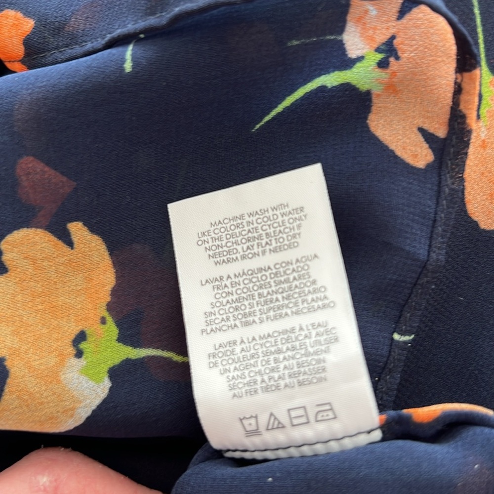 Cabi Sheer Navy Floral Flutter Sleeve Top #5522 - Picture 5 of 5